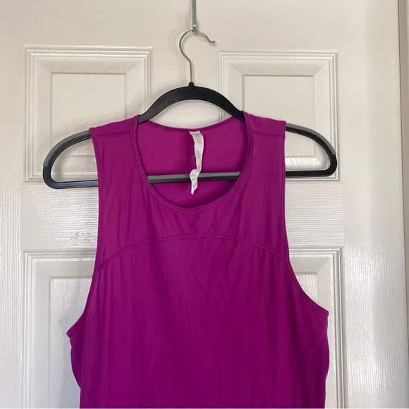 LULULEMON Making Moves Tank Top Size 8 Regal Plum REGP UPF 50+ Reflective - Picture 6 of 9
